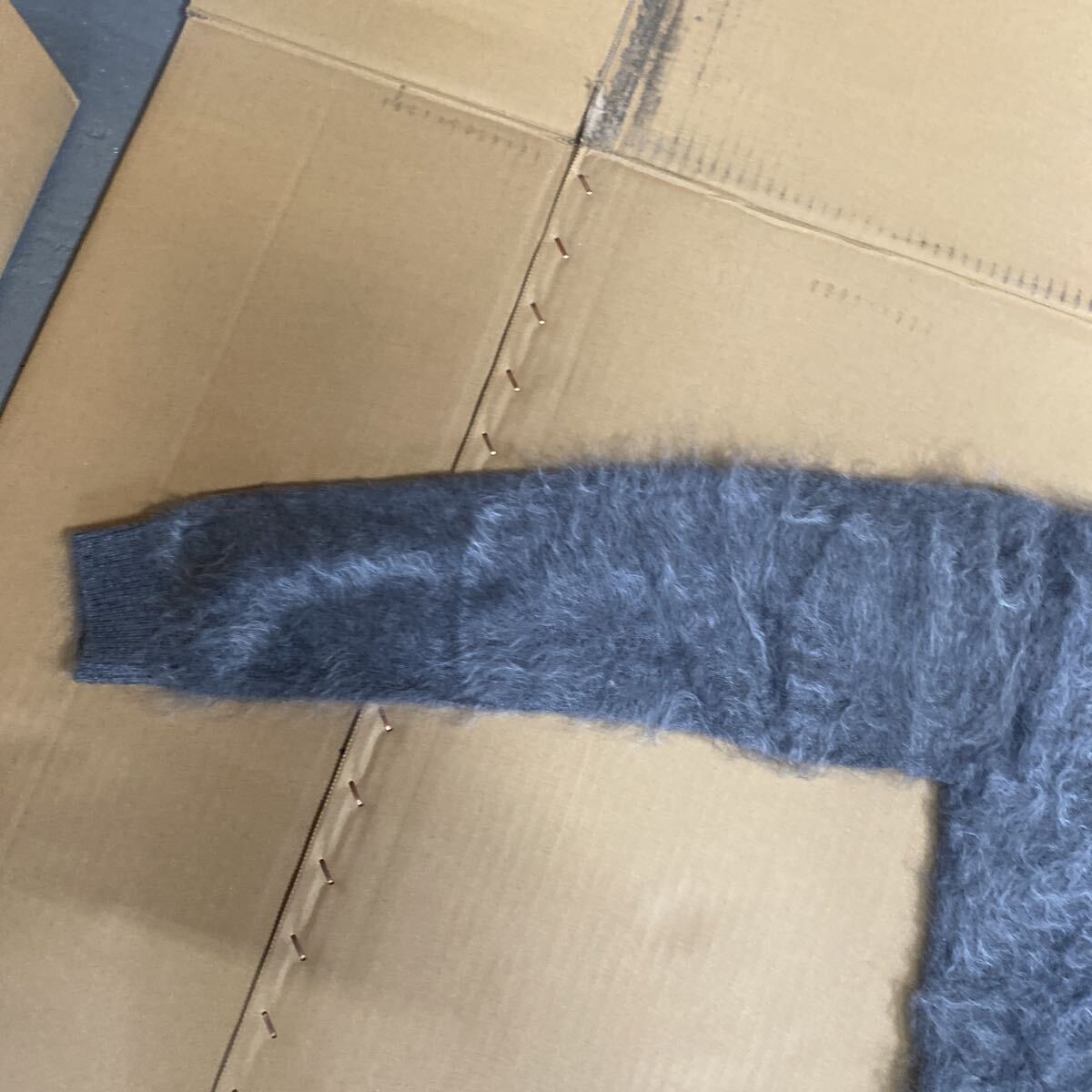 CASIMICO 最高級カシミア 100% セーター 未使用品 撮影のため開梱 サイズ(S?M)相當 ダークグレー 秋冬 秋服 レディースファッション 