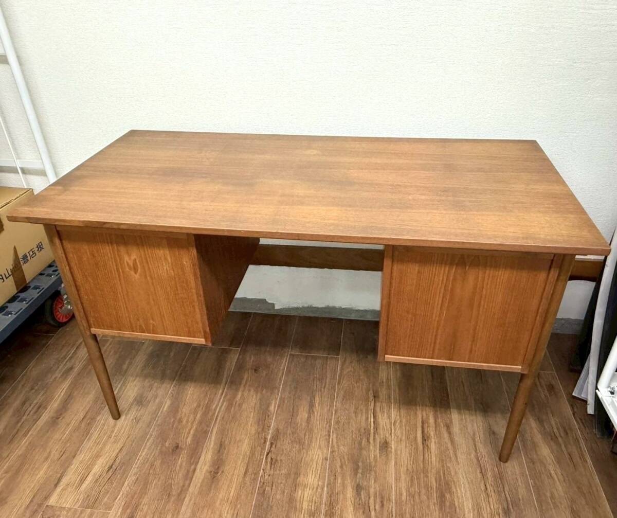 ○[デンマーク製 ミッドセンチュリー] Ejsing Mobelfabrik デスク 机 家具 北欧 ヴィンテージ 天然木 ビンテージ モダン 書斎 引き出し6個_画像6