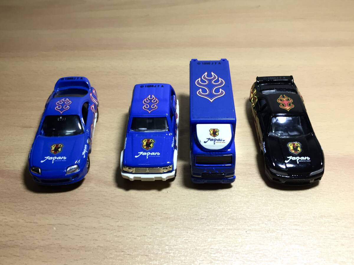 ○トミカ　日本代表チーム　オフィシャルグッズ　４台　ギフトセット ミニカー TOMICA JAPAN サッカー JFA_画像3