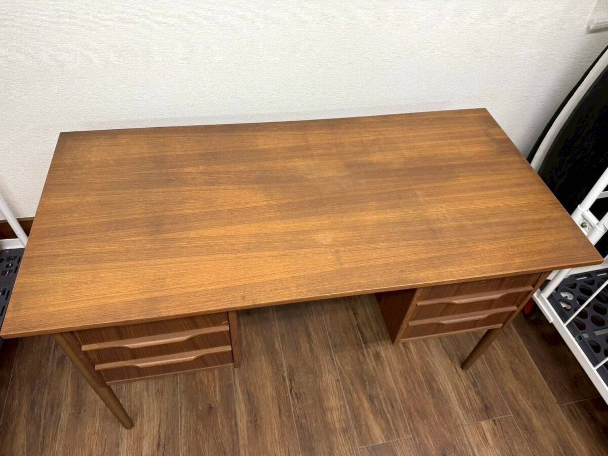 ○[デンマーク製 ミッドセンチュリー] Ejsing Mobelfabrik デスク 机 家具 北欧 ヴィンテージ 天然木 ビンテージ モダン 書斎 引き出し6個_画像2