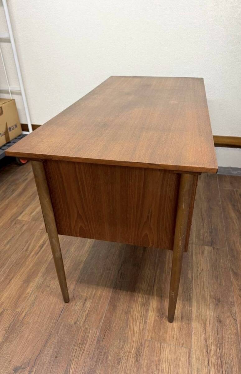○[デンマーク製 ミッドセンチュリー] Ejsing Mobelfabrik デスク 机 家具 北欧 ヴィンテージ 天然木 ビンテージ モダン 書斎 引き出し6個_画像8