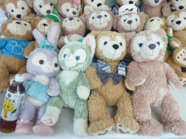 T465 未使用含む ディズニー ダッフィー/シェリーメイ 等 ぬいぐるみ マスコット コスチューム 他 グッズ まとめ 大量 Disney Bear 人形