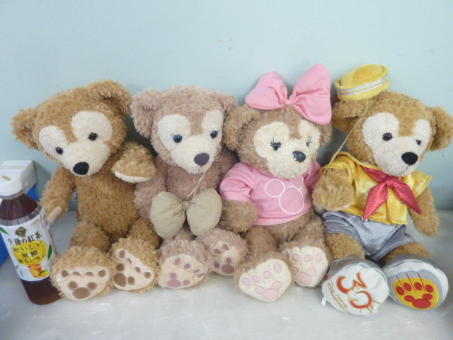 T465 未使用含む ディズニー ダッフィー/シェリーメイ 等 ぬいぐるみ マスコット コスチューム 他 グッズ まとめ 大量 Disney Bear 人形