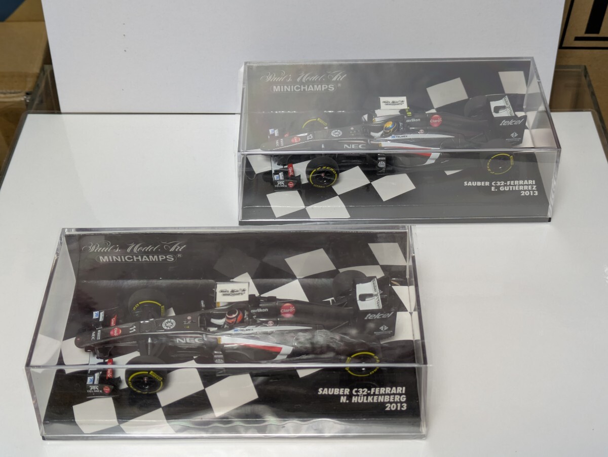 ☆ 稀少品！新品美品！PMA 1/43 レジンモデル ザウバー F1 チーム フェラーリ C32 2013年 本戦仕様 2台セット！☆_画像1