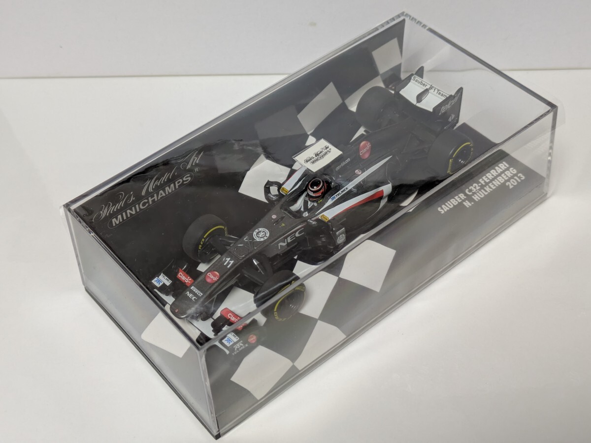 ☆ 稀少品！新品美品！PMA 1/43 レジンモデル ザウバー F1 チーム フェラーリ C32 2013年 本戦仕様 2台セット！☆_画像2