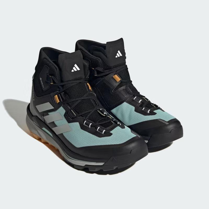 1?スピード発送 新品未使用 adidas SkychaserTechMIDGTX ハイキングシューズ IE6890(フラッシュアクア/ブラック/イエロー)２６．０ＣＭ
