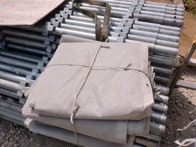 メッシュシート　グレー　1800×6300　1000枚　平和　KRH_画像1