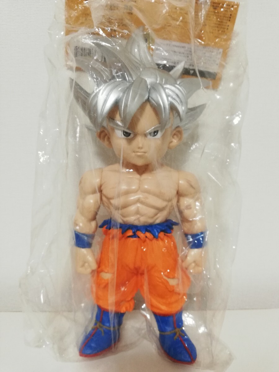 新品未開封 ドラゴンボール超 レトロソフビコレクション フィギュア　孫悟空 身勝手の極意 か株式会社ジーマ ZEEM 鳥山明 希少 レア_画像2