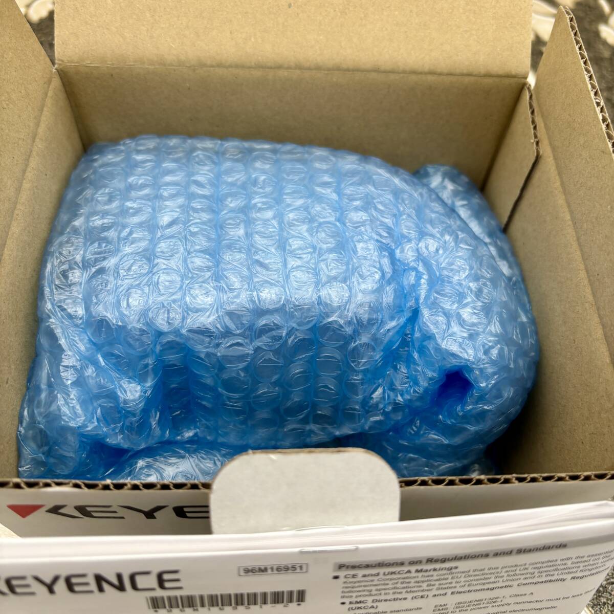 未使用 KEYENCE キーエンス SR-2000W 1D/2Dコードリーダ 超広視野タイプ Ethernetケーブル 配電用品_画像7