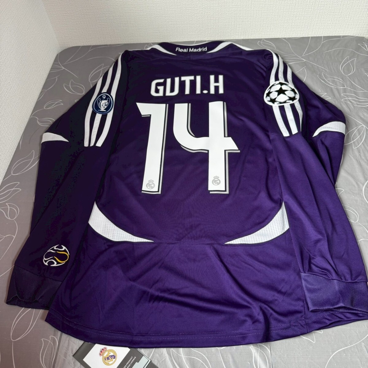 グテ?！ˉ`センティックパッチ付き　レアル?マドリード　ウェア　ユニフォーム