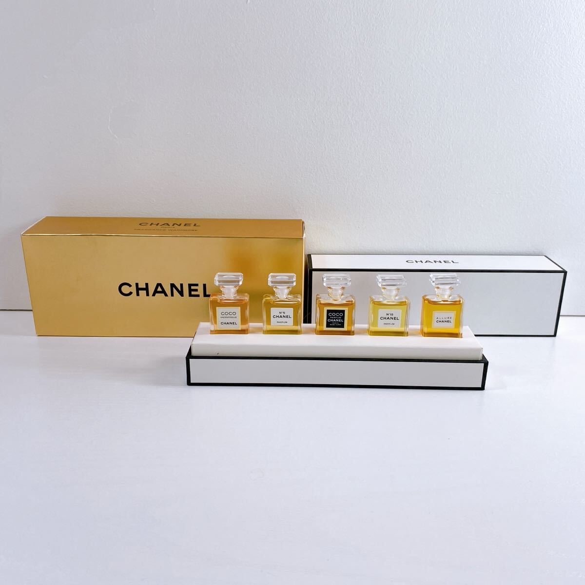 363【中古】CHANEL ミニチュアフレグランスセット No.5/COCO MADEMOISELLE/ALLURE/No.19/COCO ミニ香水 5点 3.5ml ほぼ未使用 現状品