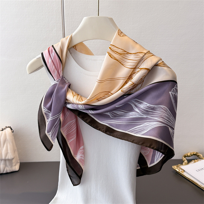 【RS-96】新品 レディース ストール正方形90cm マフラー　シルク調 ショール 日焼け 冷房対策スカーフ_画像6