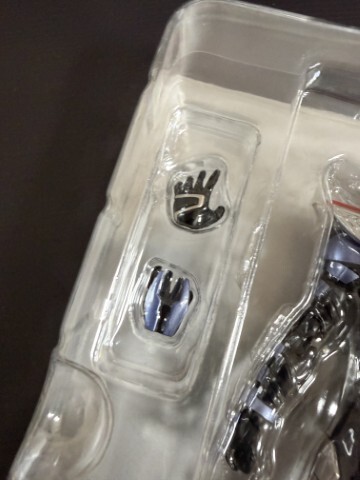 【中古美品】S.H.Figuarts　S．H．フィギュアーツ　仮面ライダーカブト　仮面ライダードレイク