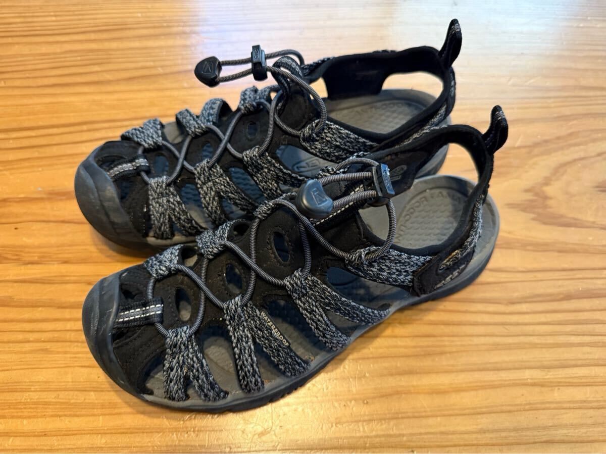 KEEN サンダル　　25.5