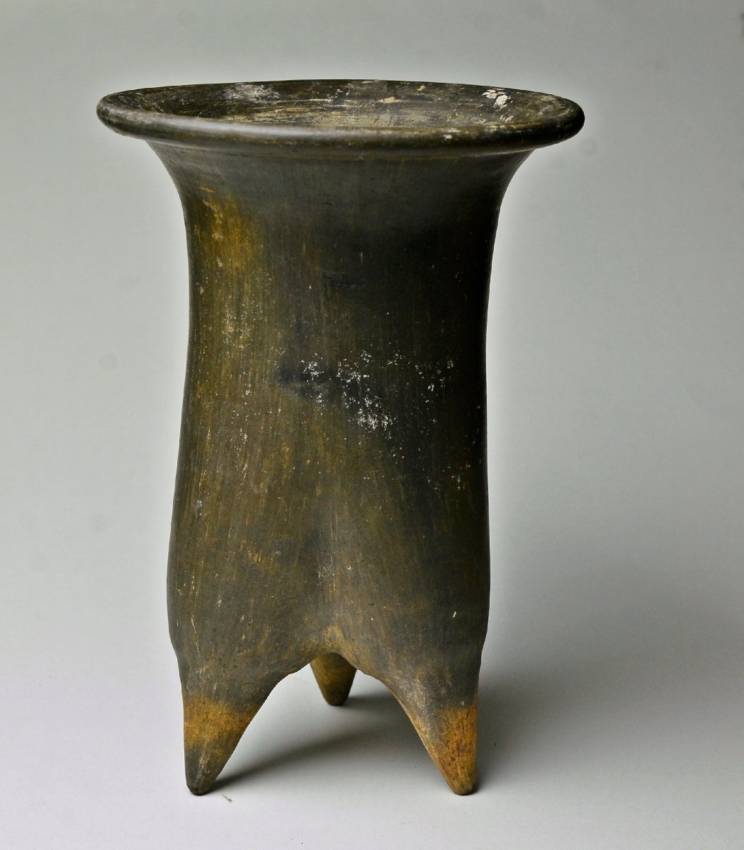 【YB】古代研磨土器（新石器時代?約3000年前）夏家店下層文化系の黒色灰陶鬲（レキ）研磨土器　年代保証　紀元前6000年前后