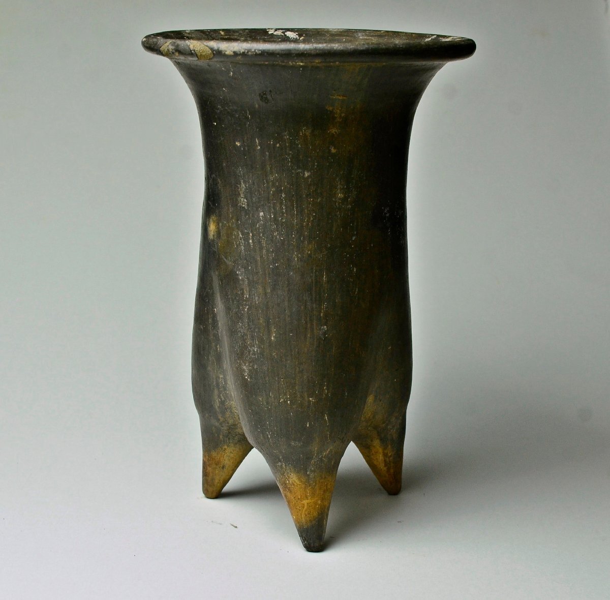 【YB】古代研磨土器（新石器時代?約3000年前）夏家店下層文化系の黒色灰陶鬲（レキ）研磨土器　年代保証　紀元前6000年前后