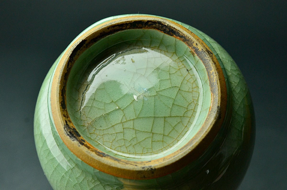 【YB】明代龍泉窯雙環(huán)耳瓶?七官青磁花瓶?桐箱付屬 ★中國古玩骨董25Y895-1