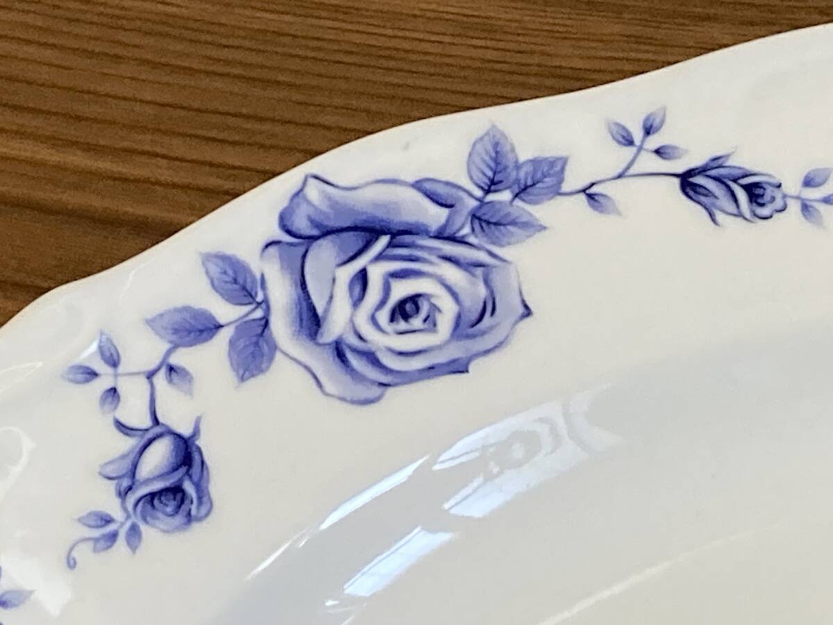 【中古/昭和レトロ/長期保管品】■バラ柄入りオーバル(楕円形)型大皿■2枚セット■Loman■ホワイト■_画像7