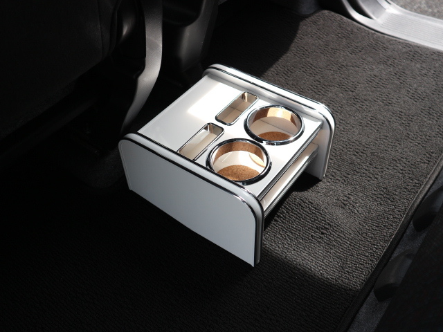 MK53Sスペーシア（17/12～） 　フロントカップホルダー&セカンドカップホルダー セット ホワイト　WHｘシルバー_画像2