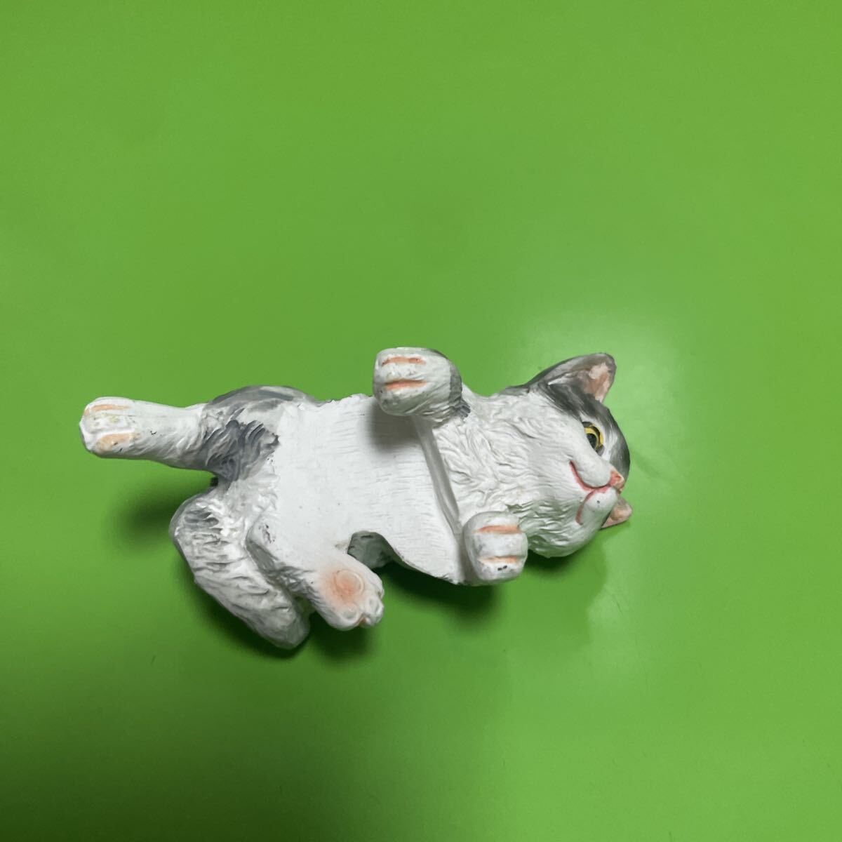グラス コップのフチに乗る猫 置物【定形外送料140円】フチネコ オブジェ B_画像6