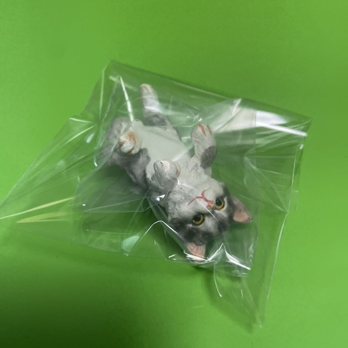 グラス コップのフチに乗る猫 置物【定形外送料140円】フチネコ オブジェ B_画像8