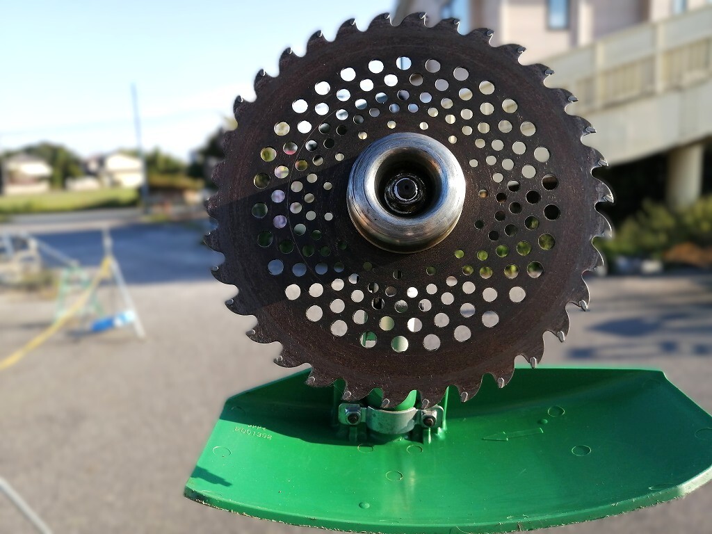 【埼玉県熊谷市 引取限定 発送不可】中古 HiKOKI ハイコーキ 230mm 18V コードレス 刈払機 本體のみ CG18DA(NN)