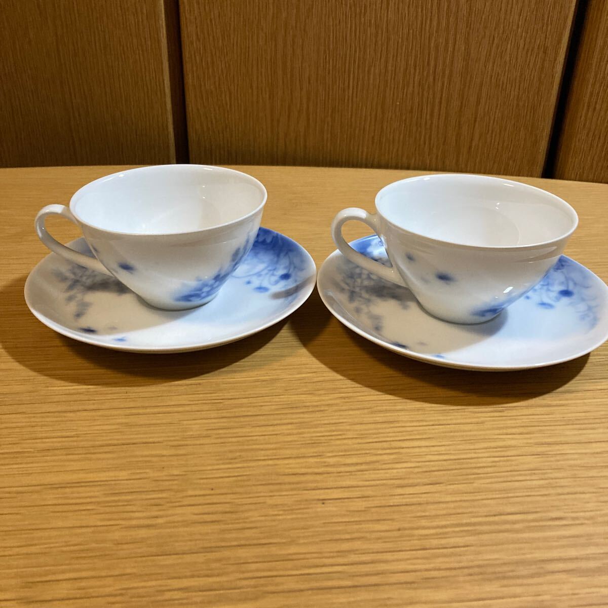▼大倉陶園≪フラワーガーデン カップ&ソーサー 2客≫_画像2
