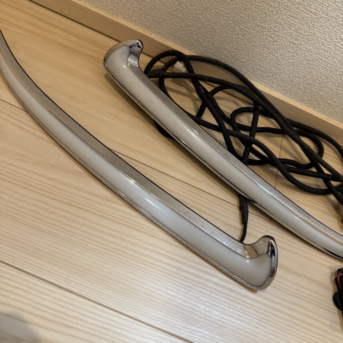 日野グランドプロフィア☆LEDヘッドライトガーニッシュ 左右セット☆ホワイト☆槌谷ヤック