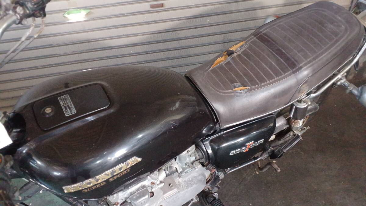 ホンダ　CB550FⅢ　部品取り車(chē)　書(shū)類(lèi)無(wú)し