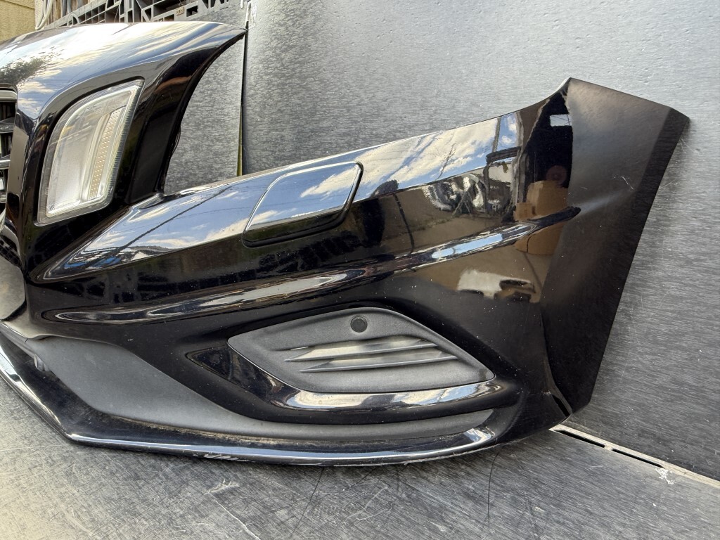 ボルボ V60 T6 AWD (FB6304T FB) 純正 フロントバンパー ブラック系 31290975 Fバンパー 黒系 Volvo p057778_画像2