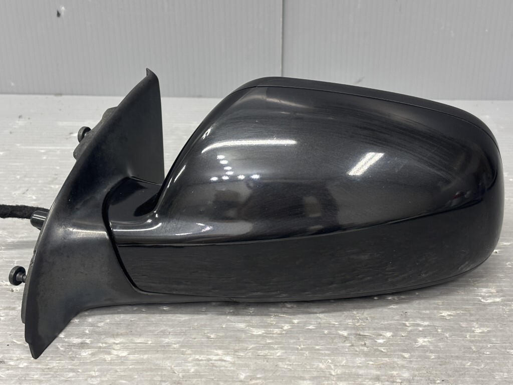 プジョー 307 SW (3EHRFJ) 純正 左ドアミラー 電格 6ピン＋2ピン ブラック系 サイドミラー 黒系 左ミラー フランス車 PEUGEOT p057819_画像1