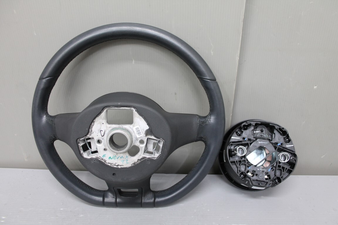 VW ザ ビートル ブロンズ (16C) 純正 破損無 ステアリングホイール レザー 5C0 419 091 5C5 880 201 ホーンパット付 ハンドル p056999_画像9