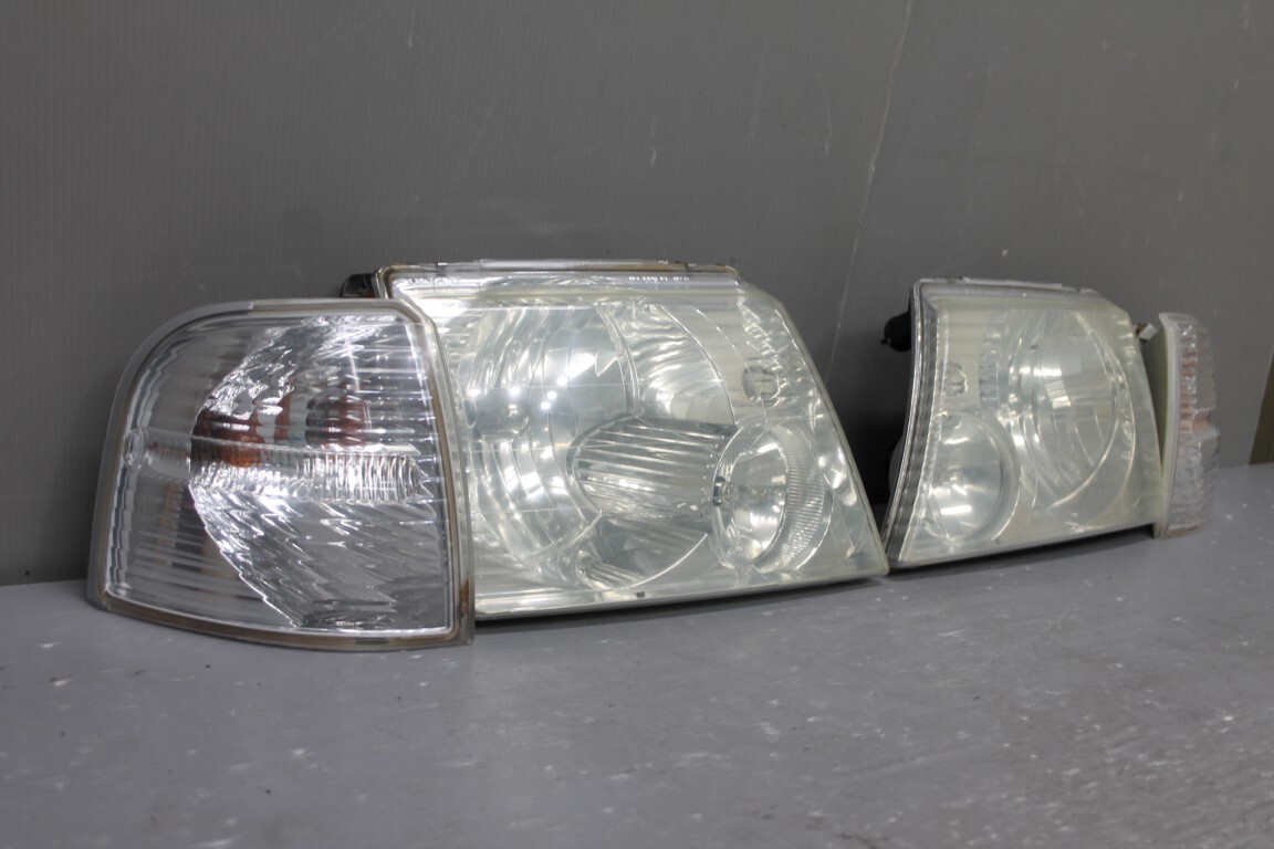 フォード エクスプローラー EB 右H (1FMWU74) ヘッドライトユニット コーナーランプ 左右 1L2X-13003-C1G 1L2X-13006-C1G Ford p057415_画像3