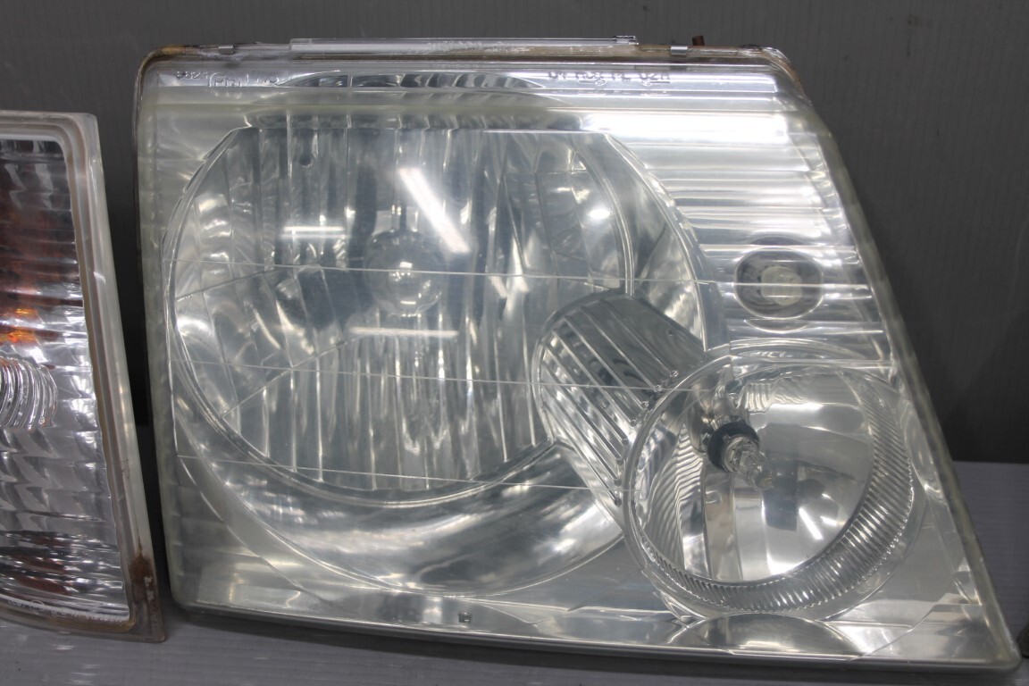 フォード エクスプローラー EB 右H (1FMWU74) ヘッドライトユニット コーナーランプ 左右 1L2X-13003-C1G 1L2X-13006-C1G Ford p057415_画像6