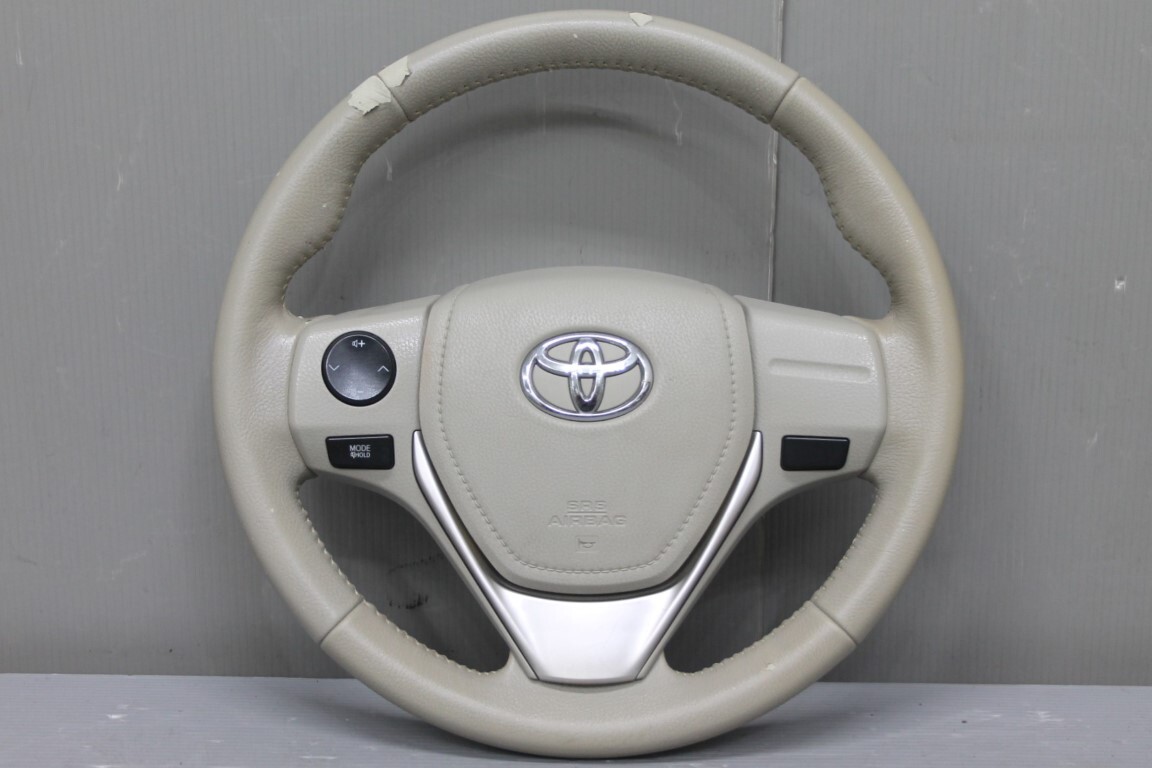 トヨタ アイシス L Gエディション 後期 (ZGM10) ステアリングホイール ハンドル スイッチ ホーンパット レザー 45100-12F80 p057909_画像1