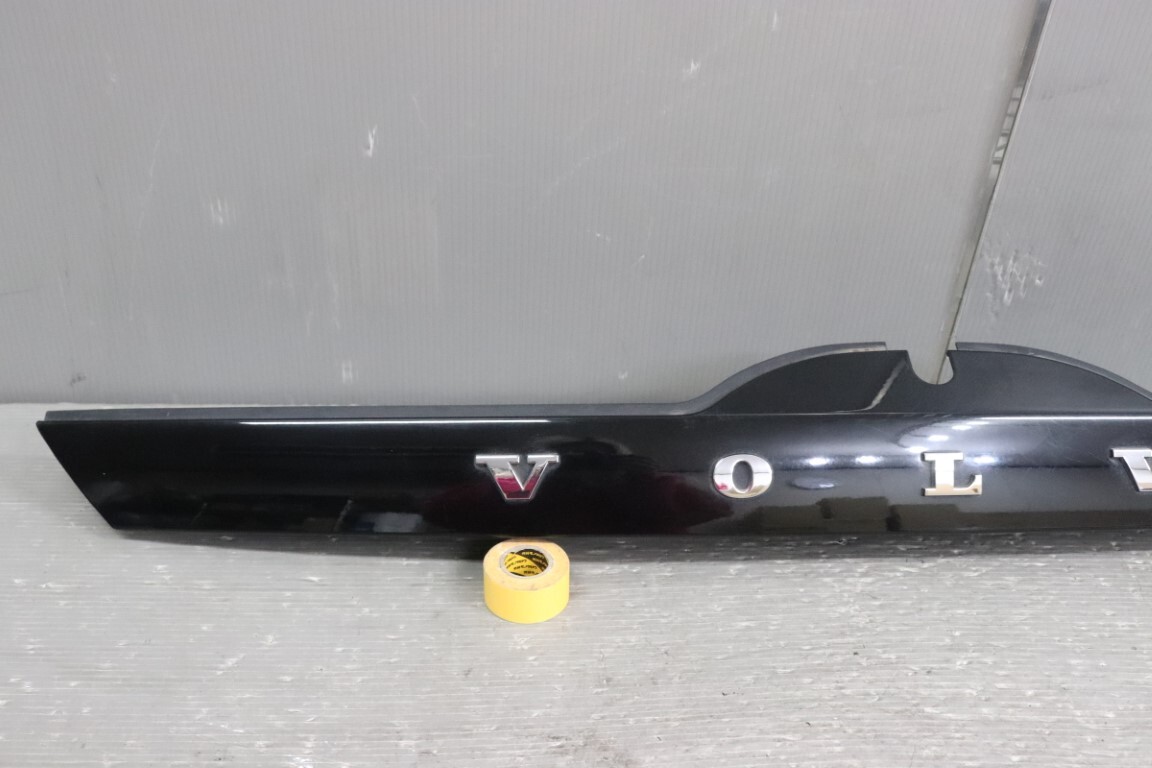 ボルボ V60 T4 (FB4165T) 純正 リアガーニッシュ ブラック系 黒系 Volvo 破損無 p051605_画像5