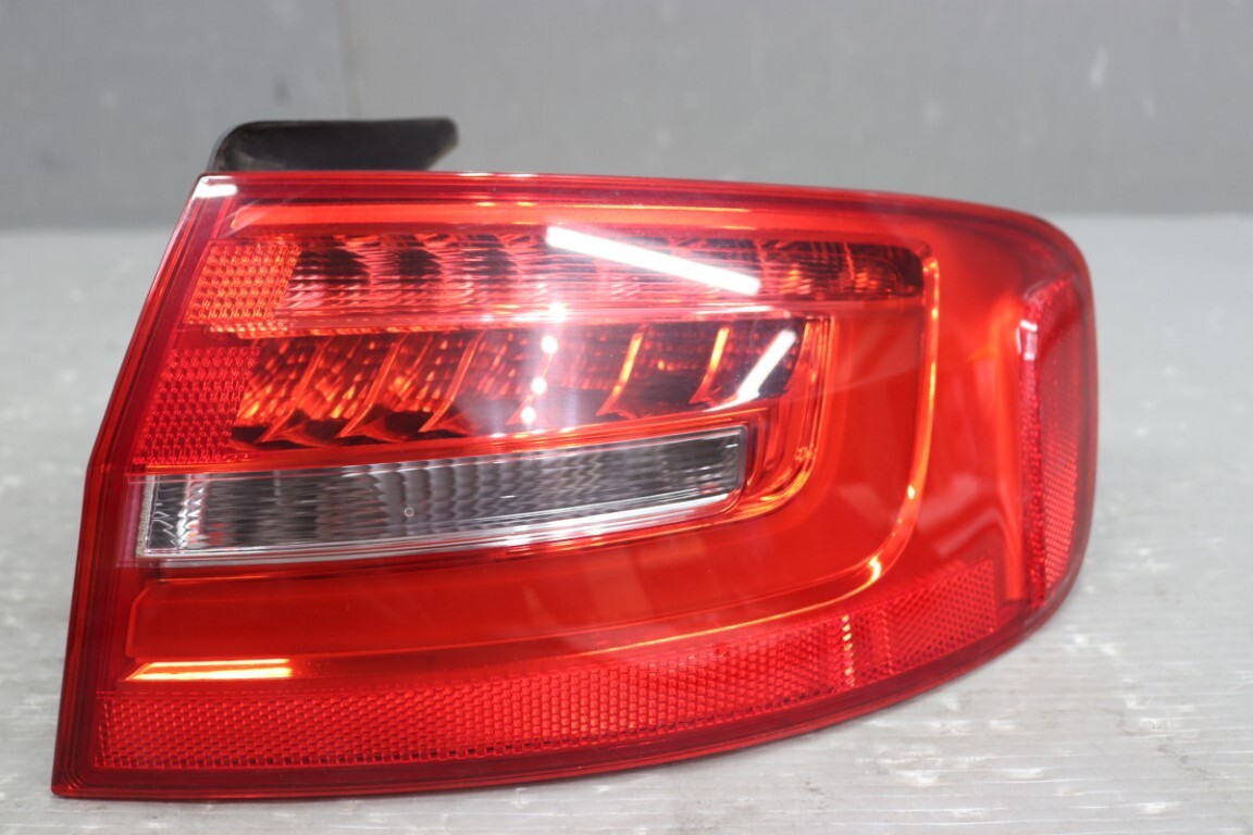 Audi A4 седан 2.0T правый H (8K) оригинальный правый задний фонарь LED все лампочка-индикатор OK задние фонари повреждение нет Audi задний ..... впечатление хорошо p057510