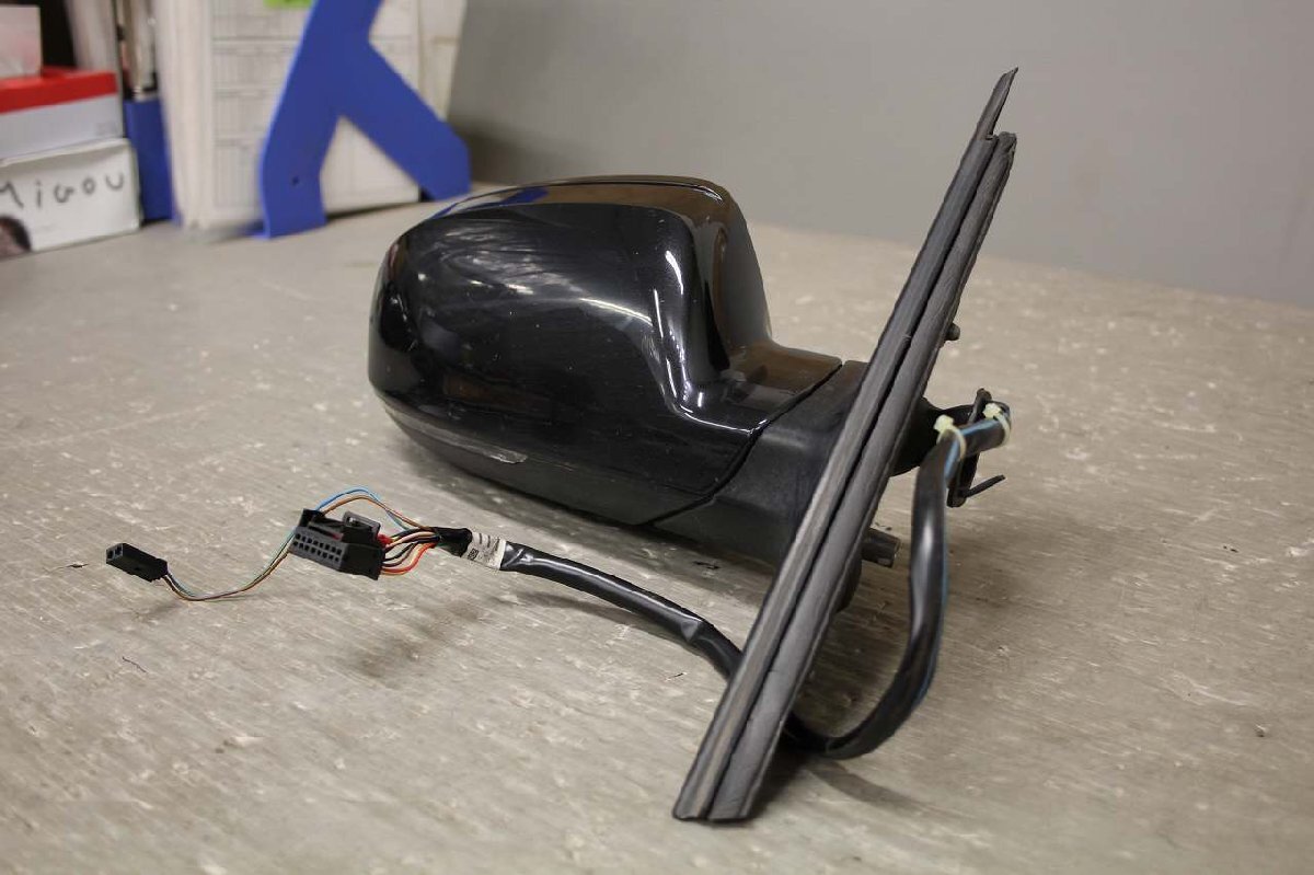  Audi A4 Avante правый H (8KCDNF 8K) правый зеркало со встроенным указателем поворота автоматический 10P+2P оттенок черного 18168 Audi зеркало заднего вида правое зеркало p049647