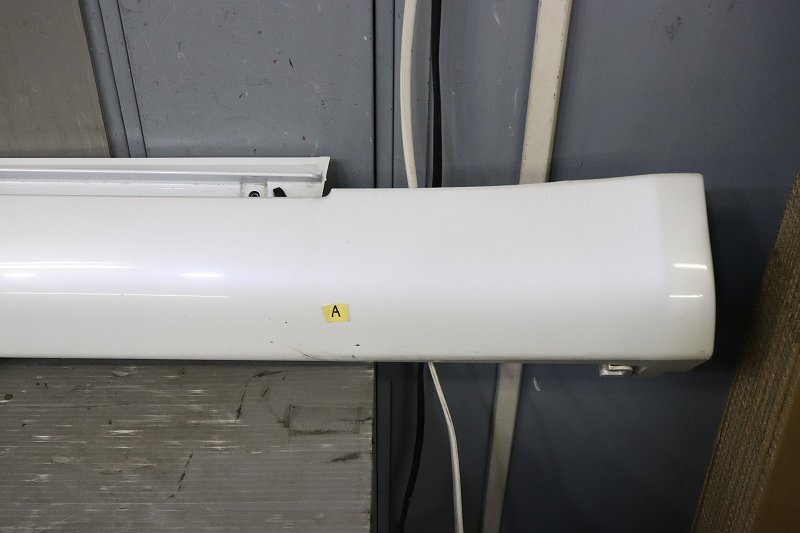 レクサス LS460 前期 (USF40) 純正 右 サイドステップ 077 75851-50040 Lexus ホワイトパールクリスタルシャイン p030573_画像5