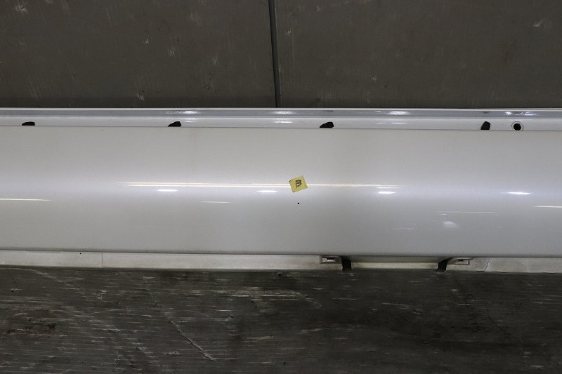 レクサス LS460 前期 (USF40) 純正 右 サイドステップ 077 75851-50040 Lexus ホワイトパールクリスタルシャイン p030573_画像7