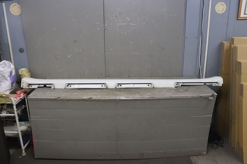 レクサス LS460 前期 (USF40) 純正 右 サイドステップ 077 75851-50040 Lexus ホワイトパールクリスタルシャイン p030573_画像9