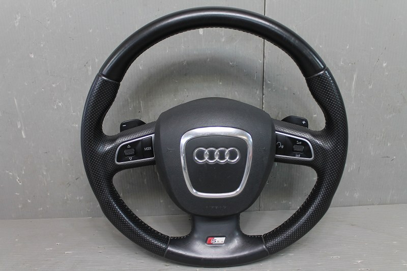 アウディ A4 アバント 右H 2.0T クワトロ S-Line (8KCDN 8K) ステアリングホイール ホーンパット レザー パドル ハンドル Audi p048023_画像1