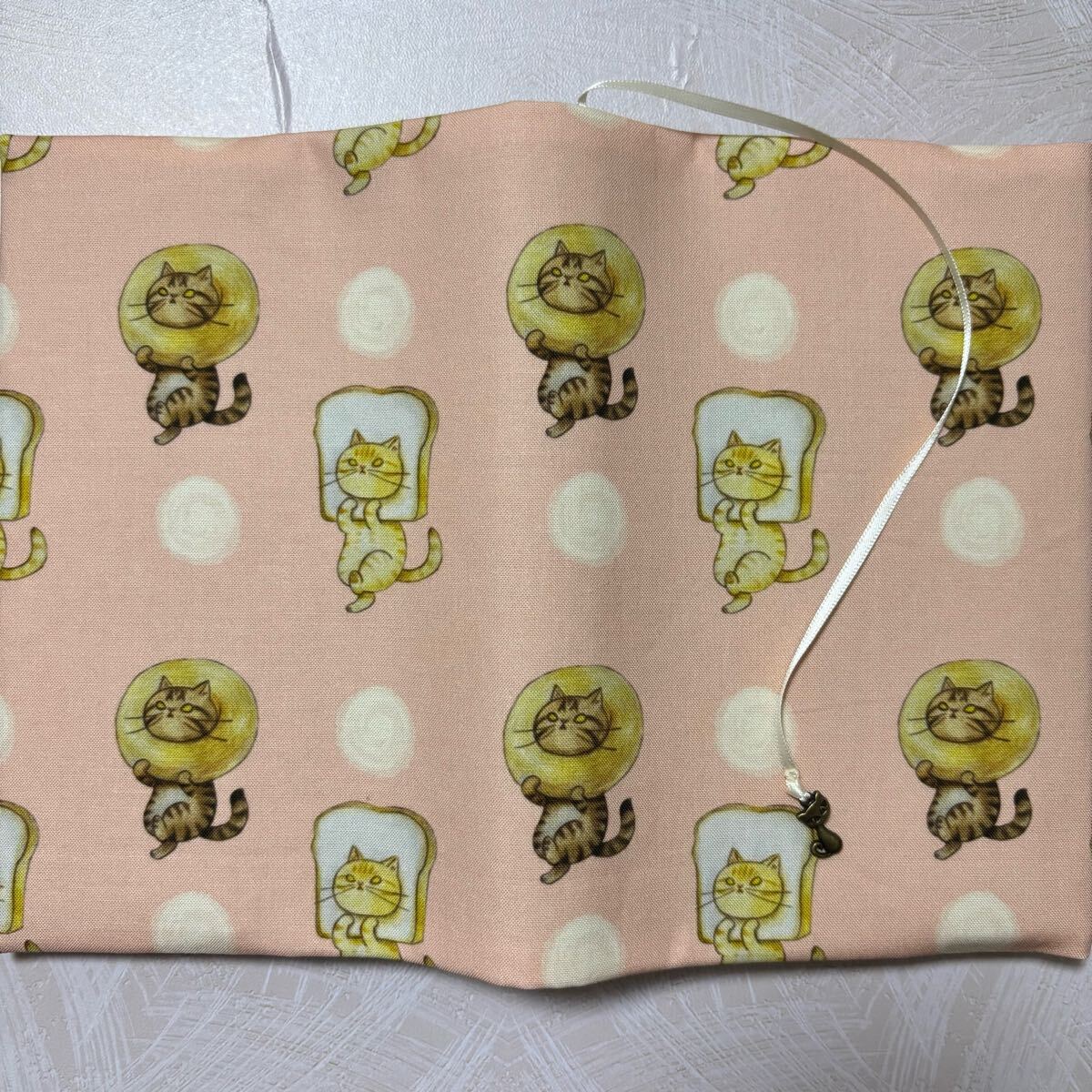 【単行本ブックカバー】こむぎ猫×ネコチャーム_画像2