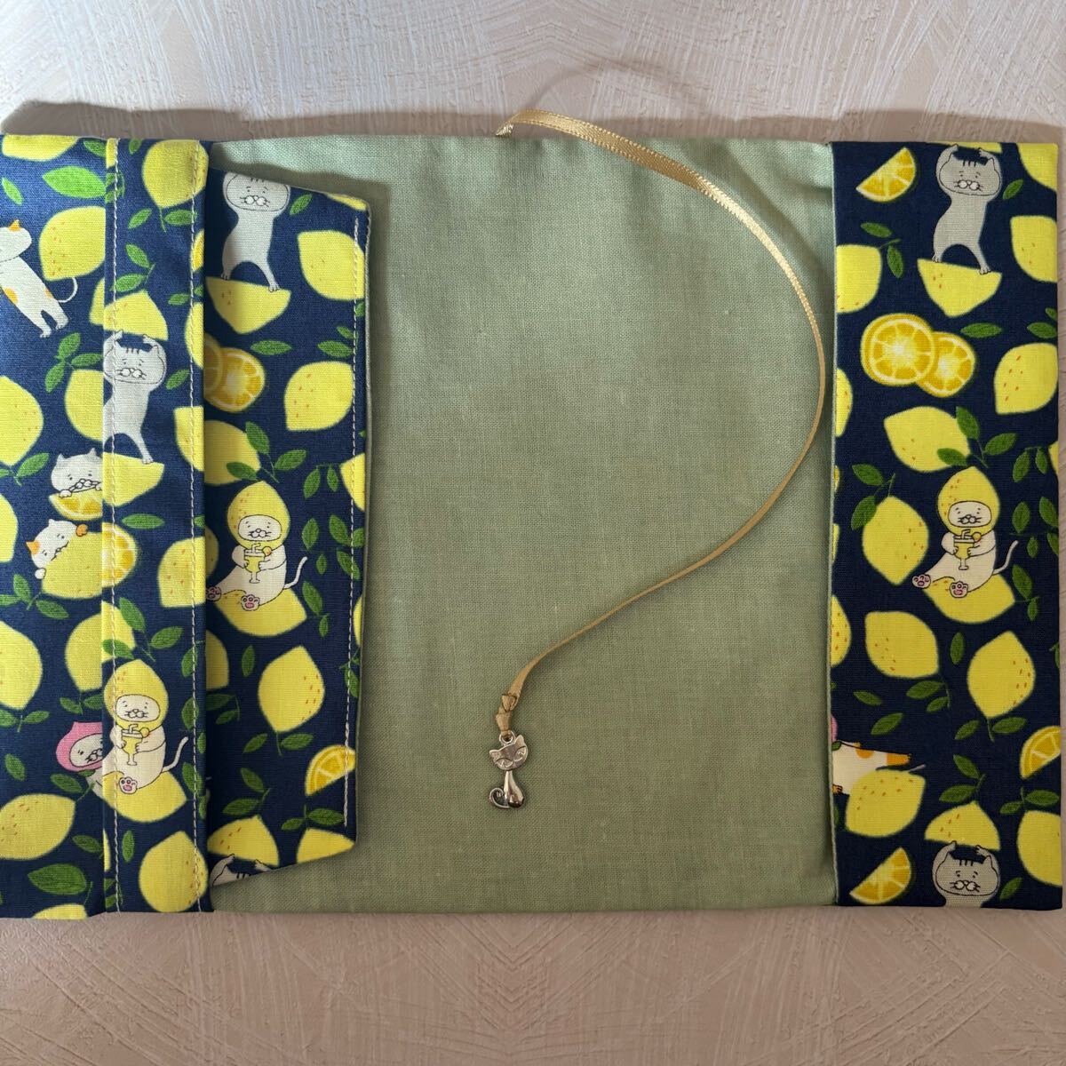 [ библиотека книга@ обложка для книги ] лимон кошка × кошка очарование 