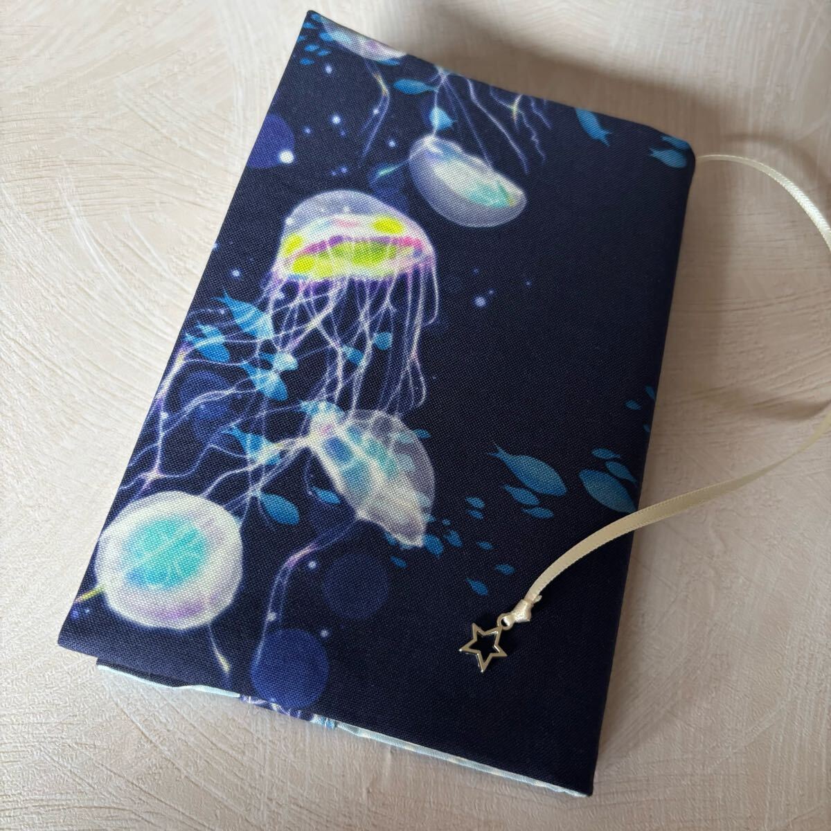 [ библиотека книга@ обложка для книги ] медуза × звезда очарование 
