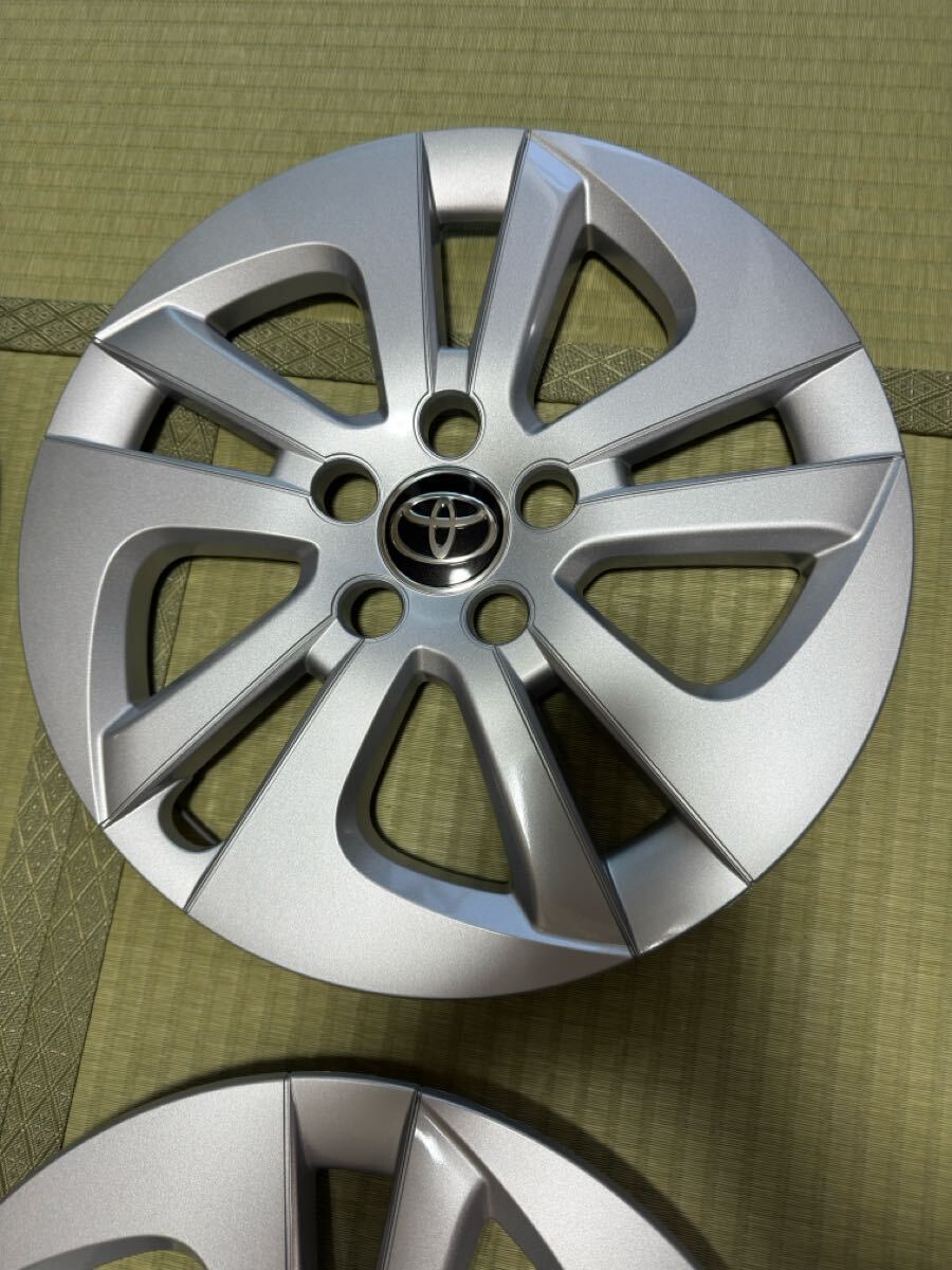 トヨタ プリウス50純正15インチホイールキャップ 新品4本_画像3