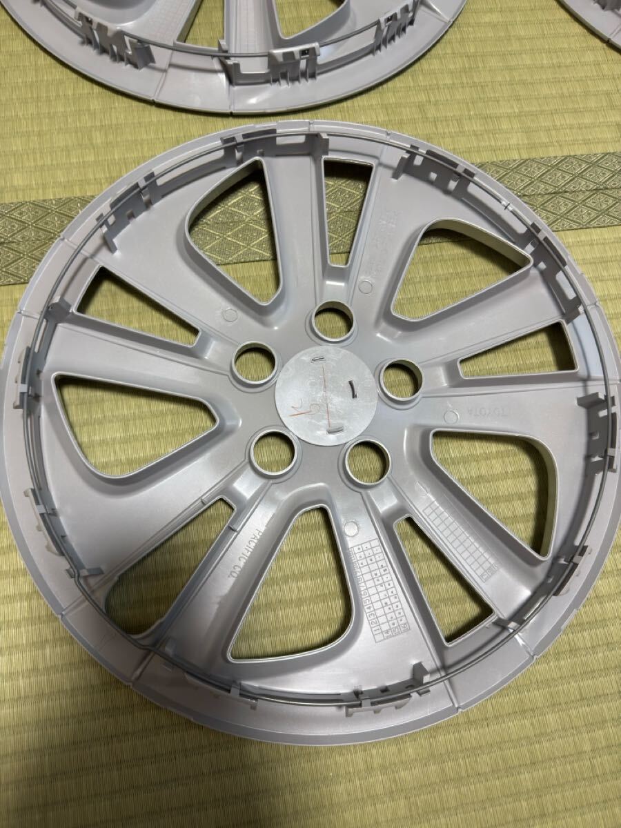 トヨタ プリウス50純正15インチホイールキャップ 新品4本_画像7