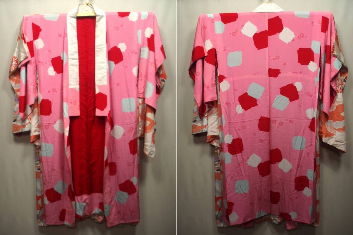 L57163【生地取り用 リメイク用 着用用 古布 正絹 綸子 ちりめん】古い 長襦袢 3枚セット_画像4