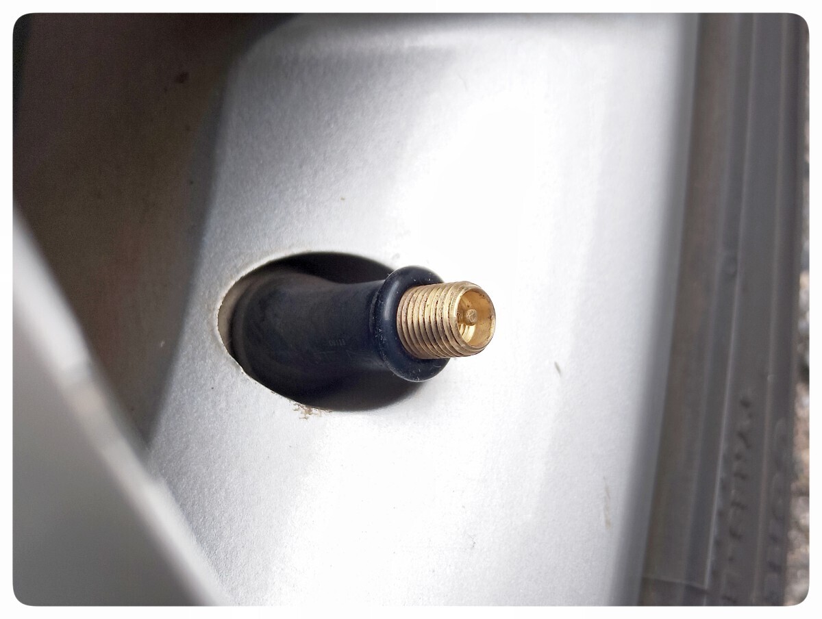 セール！　放電ワッシャーセット4個　燃費/乗り心地/ハンドリング向上/静電気除去_画像5