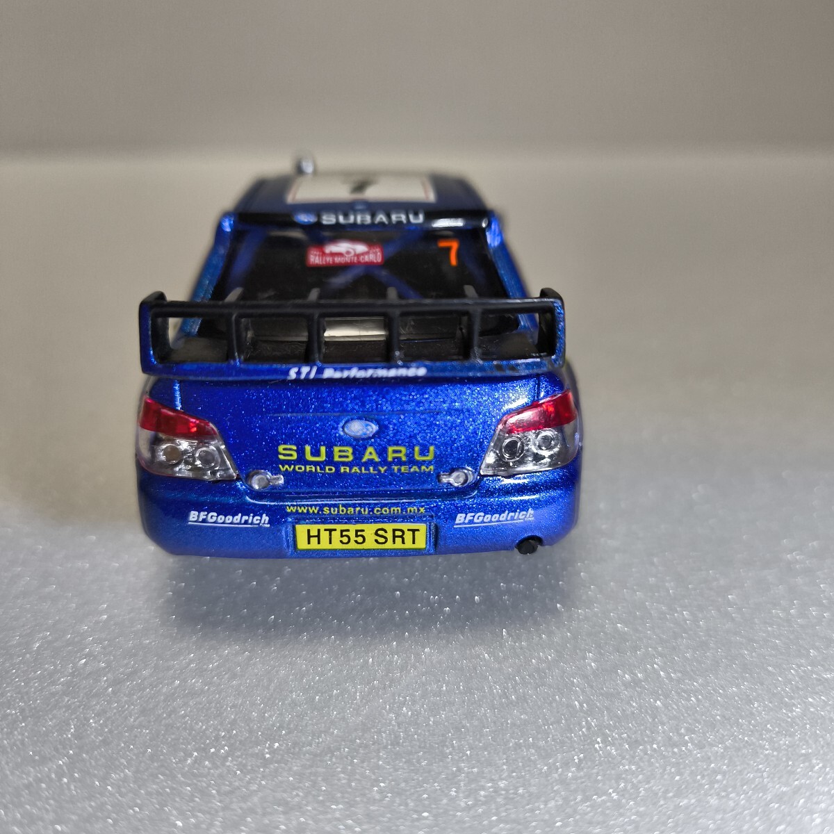 1/36 プルバックカー ミニカー キンスマート インプレッサ WRC _画像6